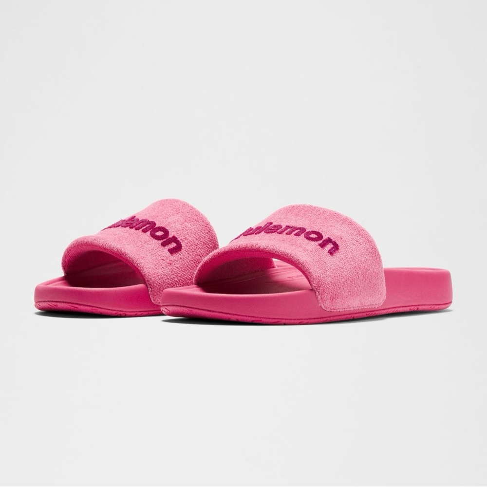 Lululemon Women's Restfeel Terry Slide Raspberry Coulis sz6